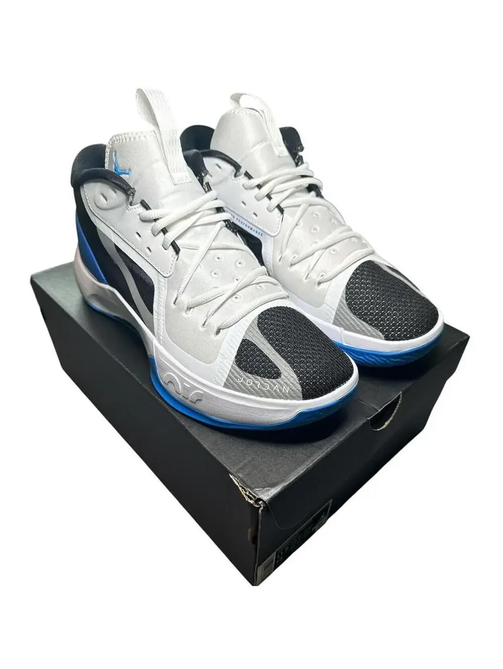 Jordan Zoom Separate White/Black Blue Basketball, size 11.5
